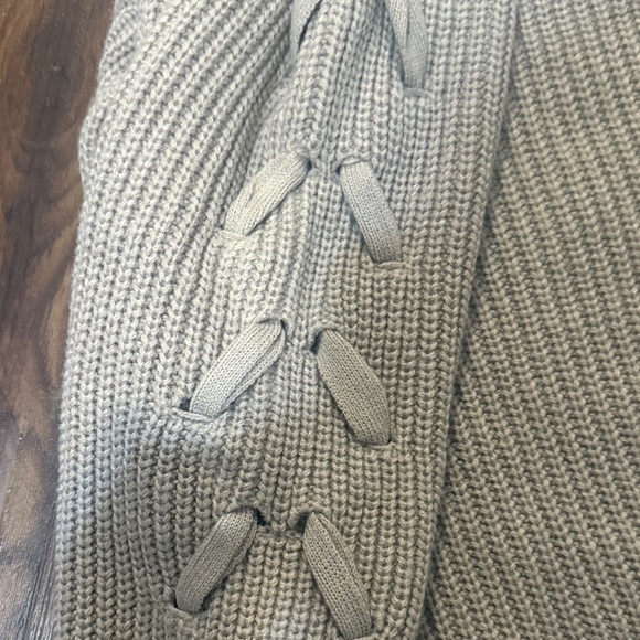Taupe Knit Sweater with Lace-Up Sleeves - Picture 2 of 5